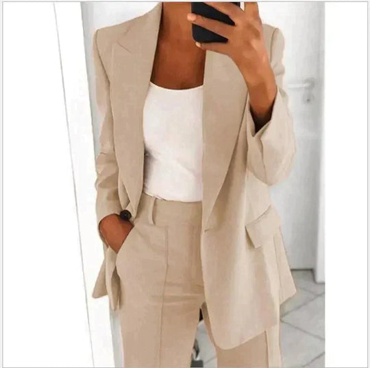 Cela - Elegant Women's Suit