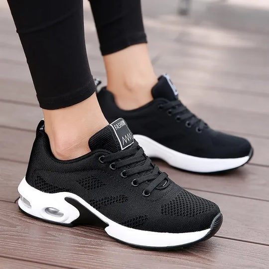 Dinora - Trendy & Comfortable Sneakers