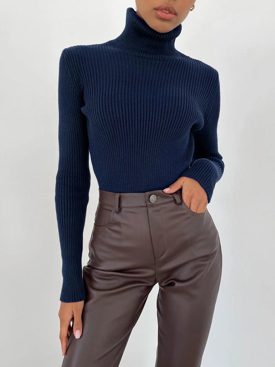 Isa - Soft Turtleneck Sweater