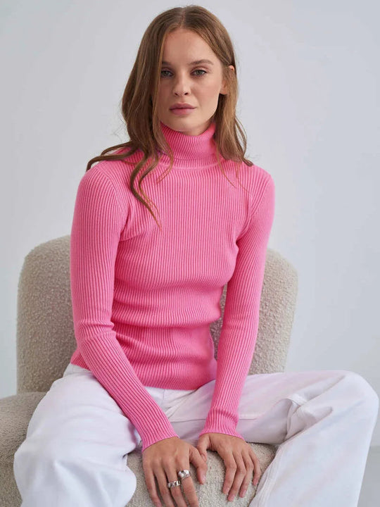 Isa - Soft Turtleneck Sweater