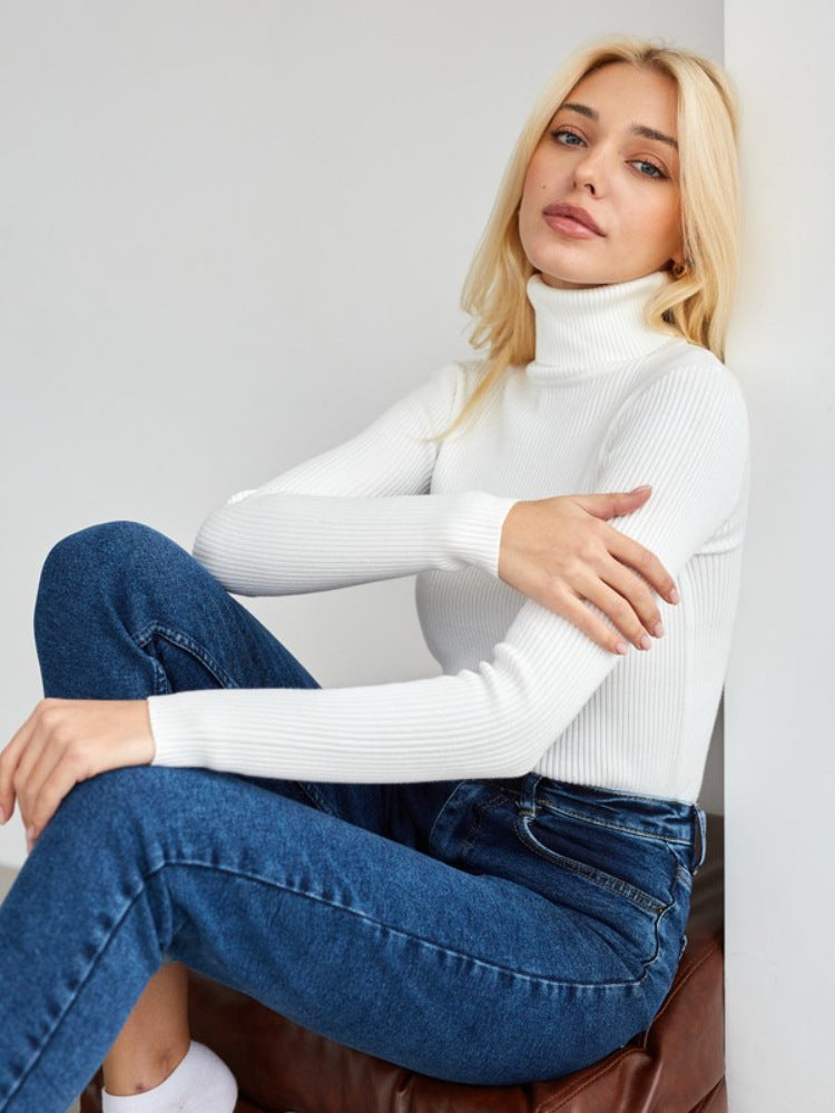 Isa - Soft Turtleneck Sweater