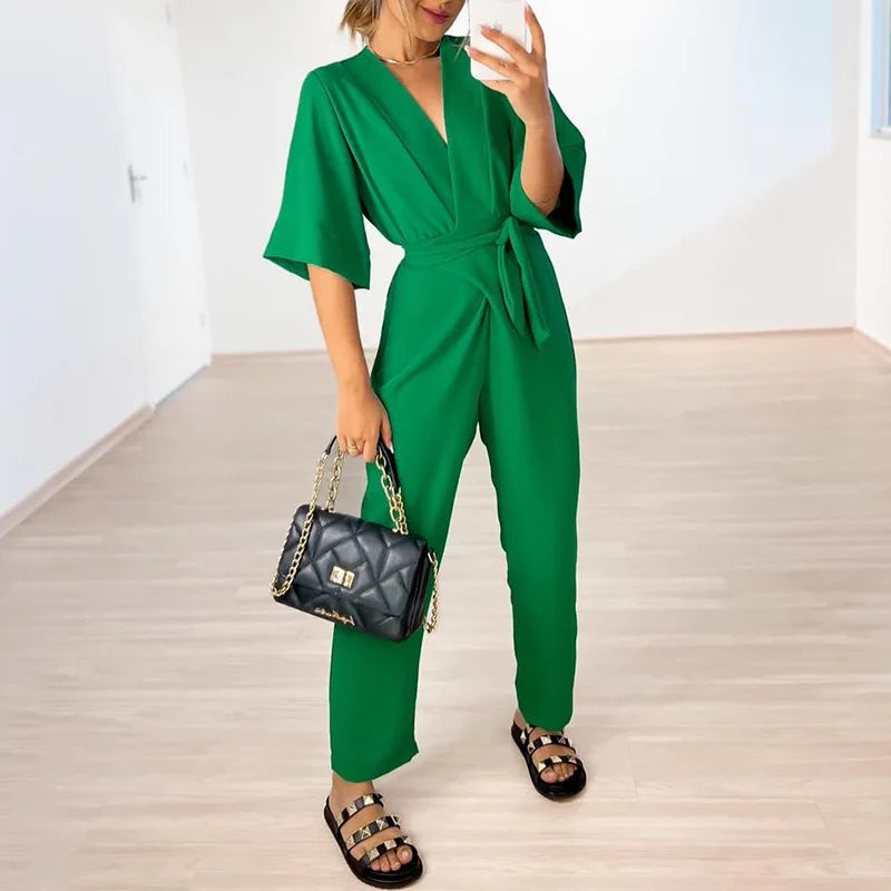 World Of Women - Plain jumpsuit with V-neck and short sleeves