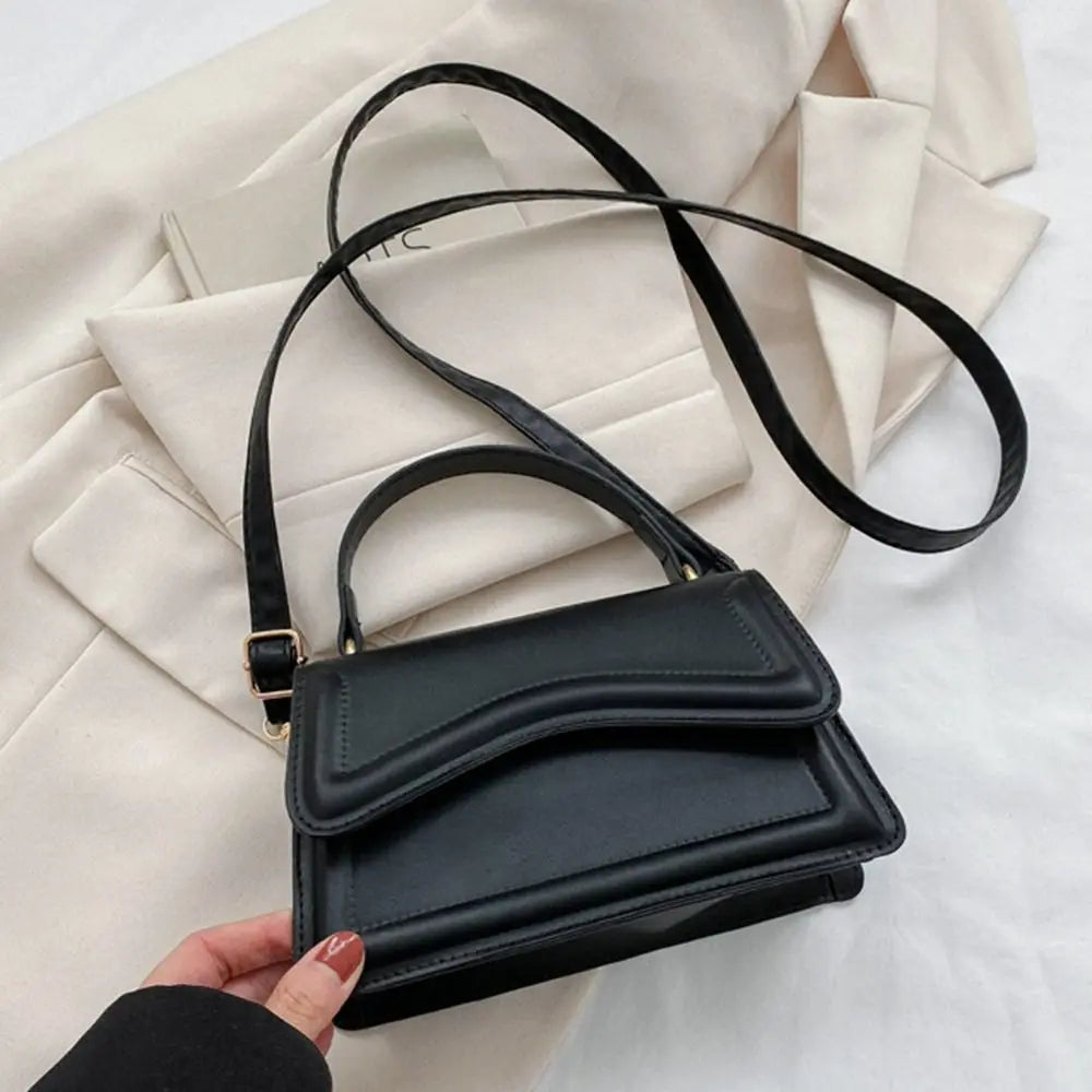 Elegance Shoulder Bag | Stylish Leather Totes