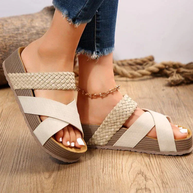 Arlena | Versatile Sandals