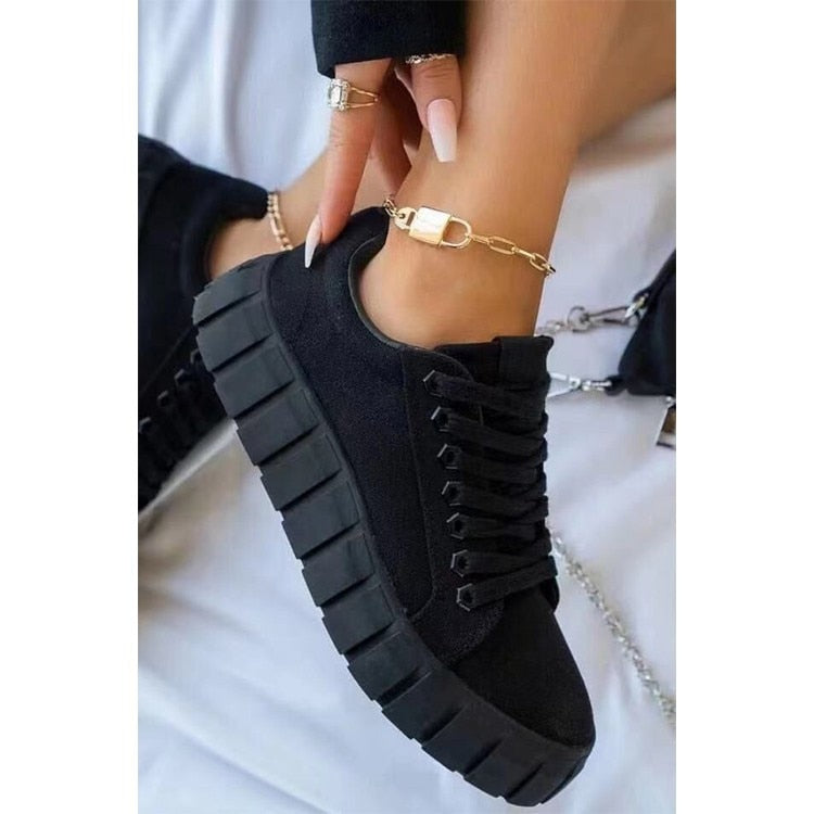 Fine Sneakers - Trendy & Comfortable Women's Sneakers