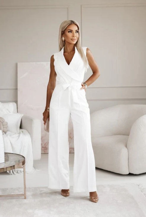 Elegant Sleeveless Jumpsuit with Belt