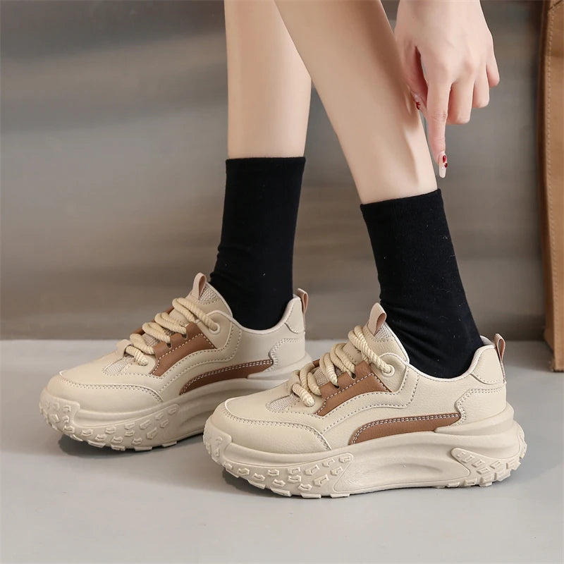 Tenissese - Comfortable Women Sneakers with Thick Sole