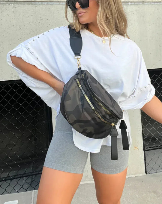 Ava - Oversized Tee