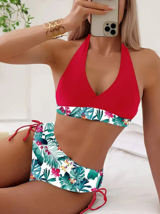 Jolina - Chic and sexy halterneck bikini