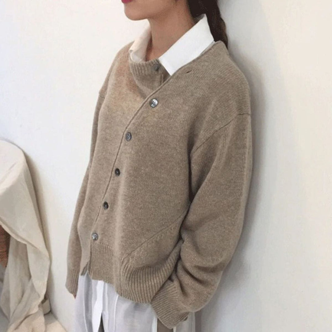 Comfortable Women's Sweater with Buttons