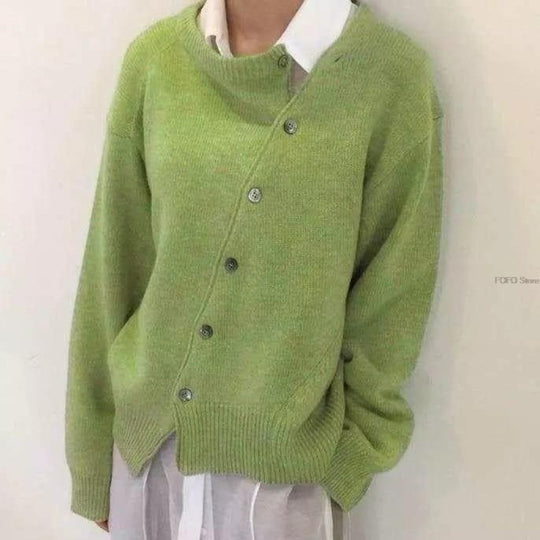 Comfortable Women's Sweater with Buttons