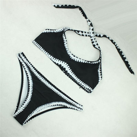 Lara - Black and white bandeau bikini